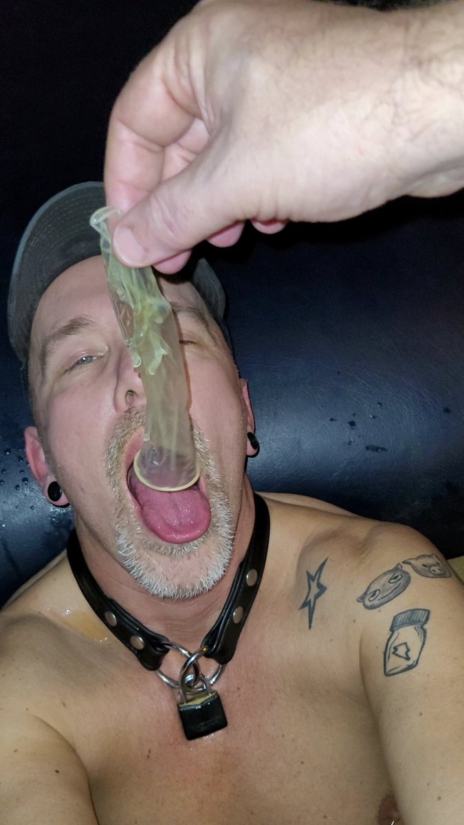 Don't think I'm gonna find a lot of rubbers in Maspalomas but when I do I'm gonna catch 'em all 🐷🐷🐷. And I'm convinced I'm gonna catch something else anyway 😈🐷💦
#riskyplay #cumdump #perv #anonloads #bbbh #collectedcum #trash #nsfwtwt #nsfwacc
