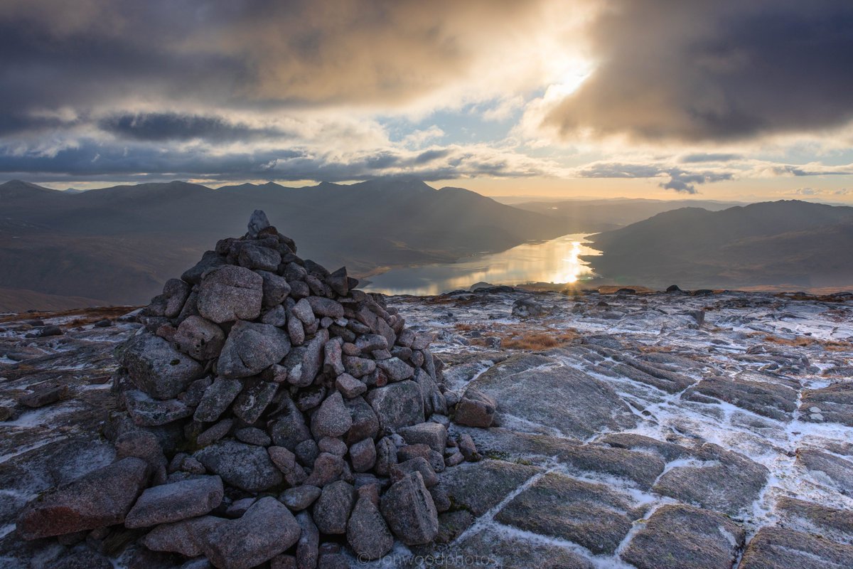 jonwood1978's tweet photo. View from the Trilleachan Slabs looking back up Glen Etive at #sunset with a golden glow cast over the Glencoe mountains.

Part Two...

#mountains #scotland #hikingadventures #getoutside https://t.co/ExMT36UcZ1