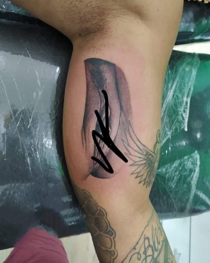 JoleneBecca's tweet photo. If this isnt adorable idk what is. My husband and i decided we wanted to get matching tattoos. We got each others genitalia tattooed and it’s the cutest thing ever. ❤️💕 
#tattoo #cute #couples #goals #nsfw #nsfwtwt #nsfwaccount #love https://t.co/jIYlMNhoq3
