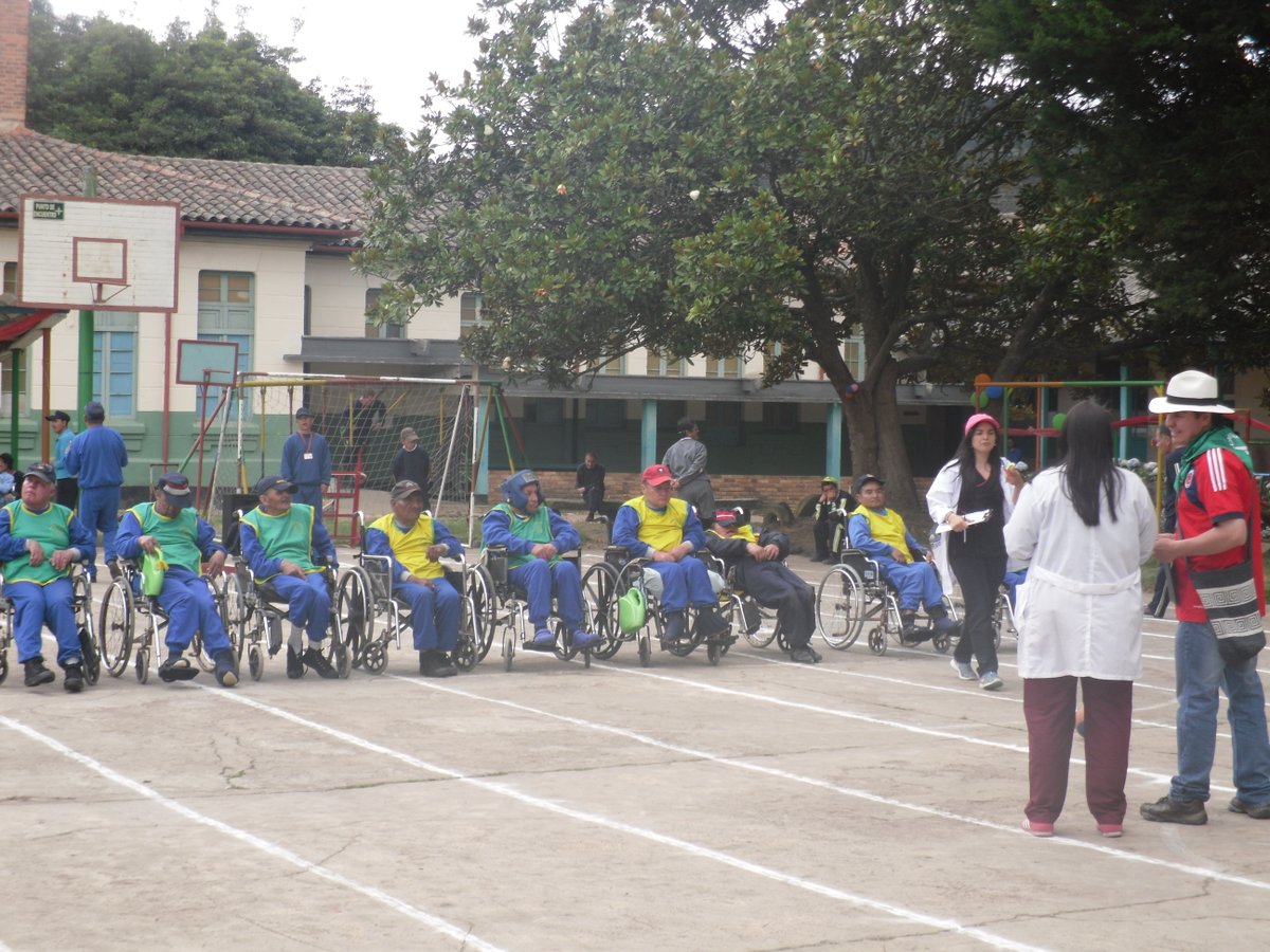 Ecoconcientizat's tweet photo. ¿En donde se está quedando el dinero que es para garantizar una vida digna a los pacientes de la Colonia?
#DefendamosLaColonia  #Sibate
@Cgr_colombia @Supersalud @Cundinamarcagob  @Noticiascaracol @Caracoltv @Caracolradio @Wradioco @Wradiofm @Lafmoficial @Jorgereycundinamarca https://t.co/aowQOtlVA3
