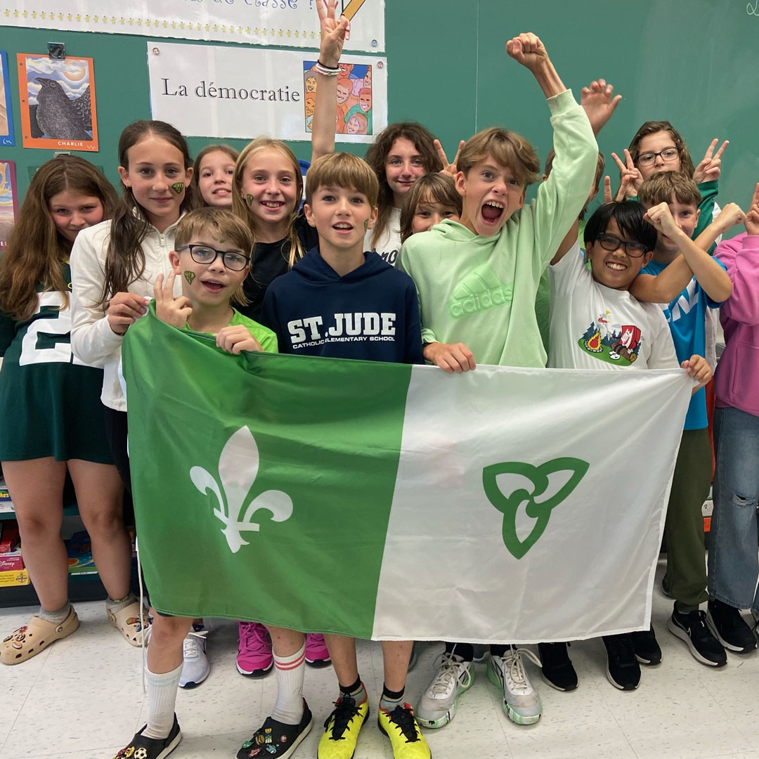 CDSBEO's tweet photo. What a wonderful display of Franco-Ontarian pride! Our students embraced the spirit of the day, celebrating Francophone culture and heritage. Thank you for making this day special!
#FrancoOntarianDay #IBelongHereCDSBEO #CDSBEOLearning https://t.co/izaDV5MttS