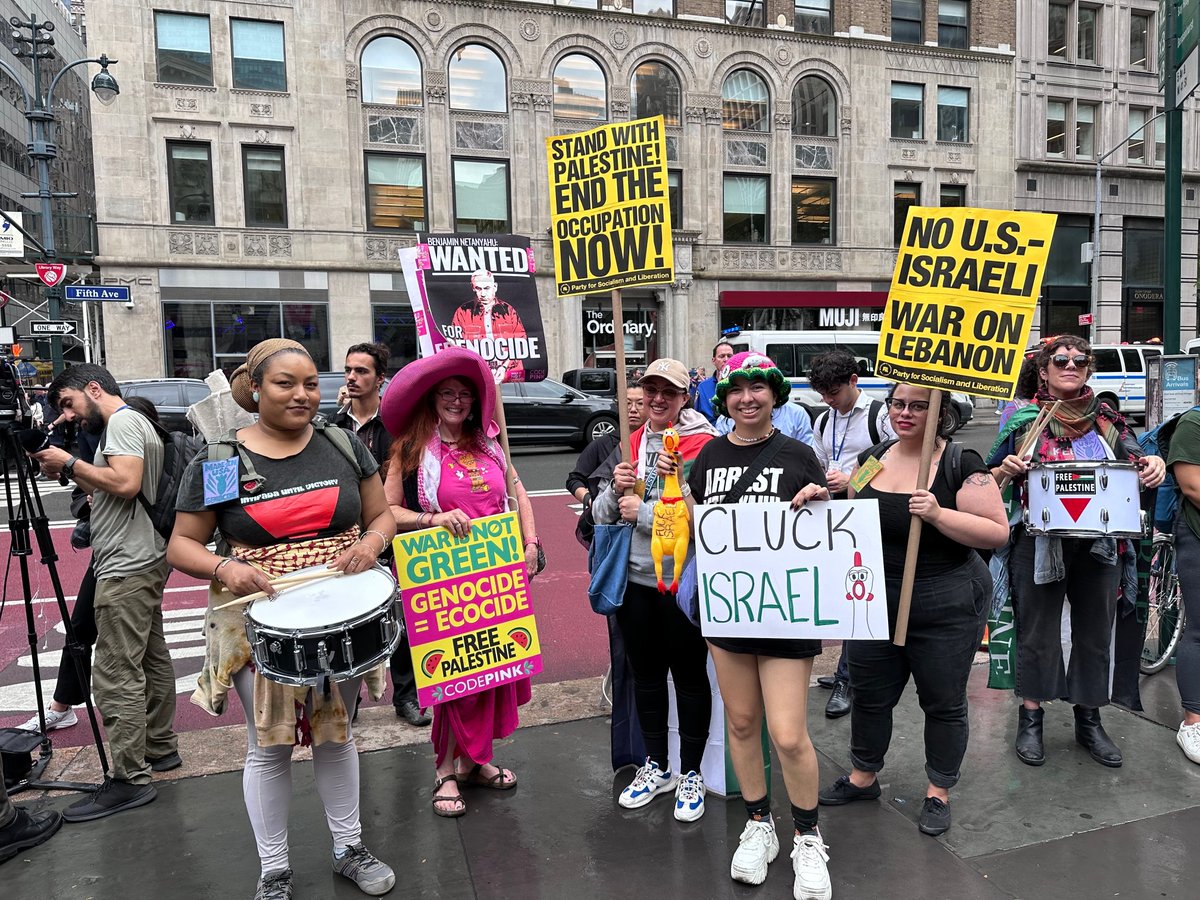 codepink's tweet photo. We're out in New York to say ARREST NETANYAHU as he arrives to the UN!

FREE PALESTINE 💗 https://t.co/JJkO8Pqkcx