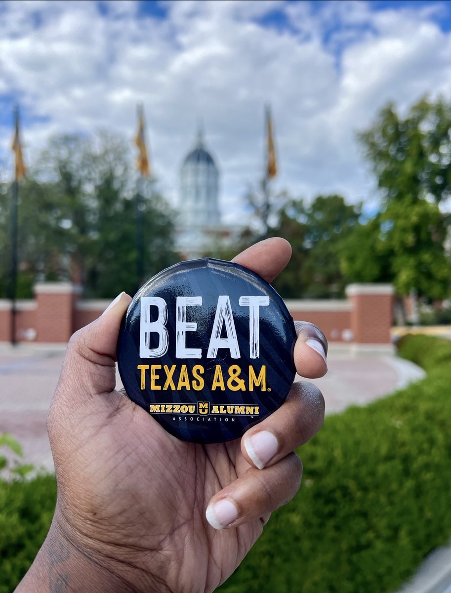 MizzouAlumni's tweet photo. Join us at our Mizzou HQ for the Tigers' first away game of the season! We're just one week out from this event, so don't forget to register and reserve your very own "Beat Texas A&amp;M" button: https://t.co/pibkEL48UW https://t.co/WB7zxh70KU