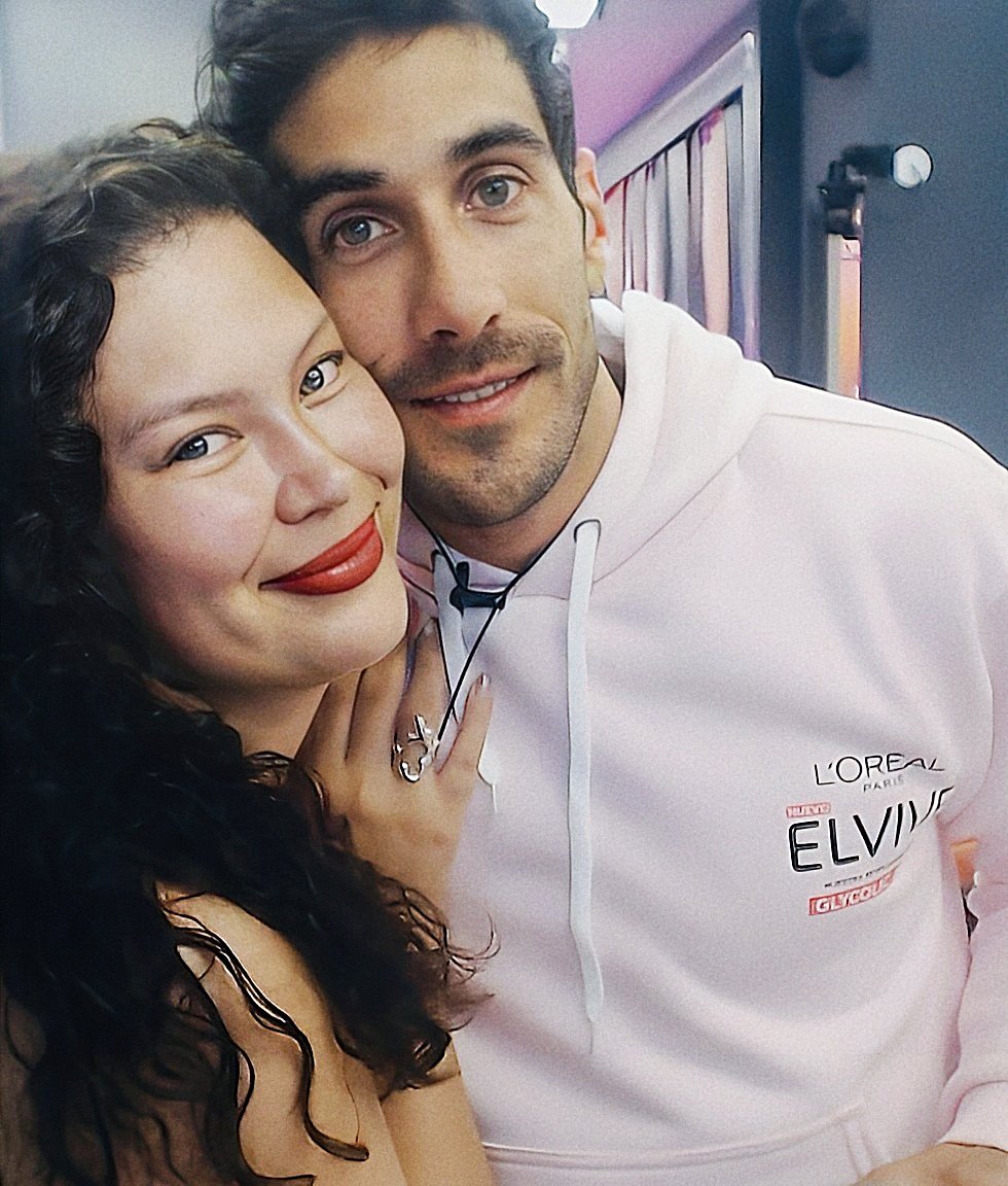 muleakedis's tweet photo. Michelle y Pedro, Full HD #GranHermanoCHV https://t.co/Mxrc1okrUi