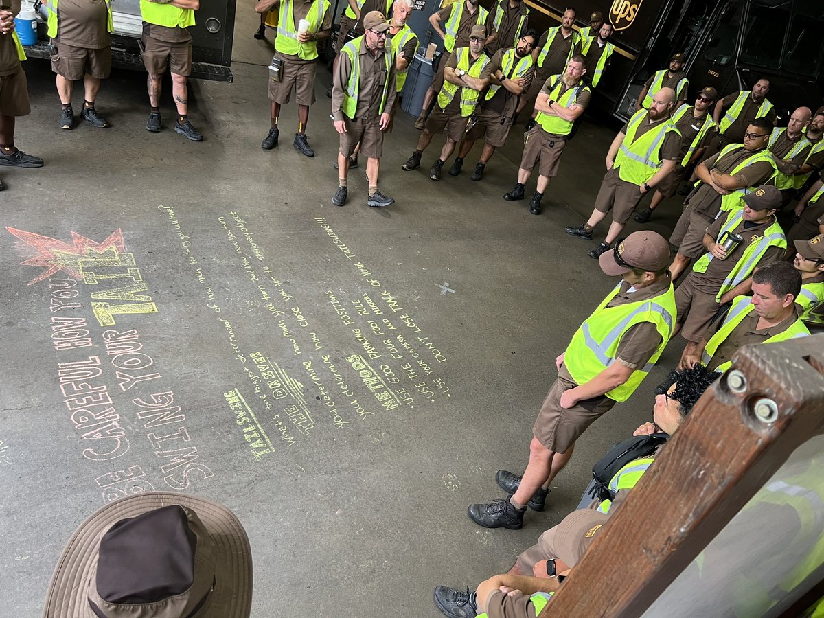 UPSManJohn's tweet photo. It’s Thursday and time for #RicksTips and he’s talking about Tailswing and how to avoid it!
✅ Smart Park Location
✅ Safe Six Foot Rule
✅ Don’t Be DiStRaCtEd 👀
✅ Mirrors & Monitor
✅ Remember Where You Are
0/0 should always be your goal! https://t.co/VdpOMnohk4