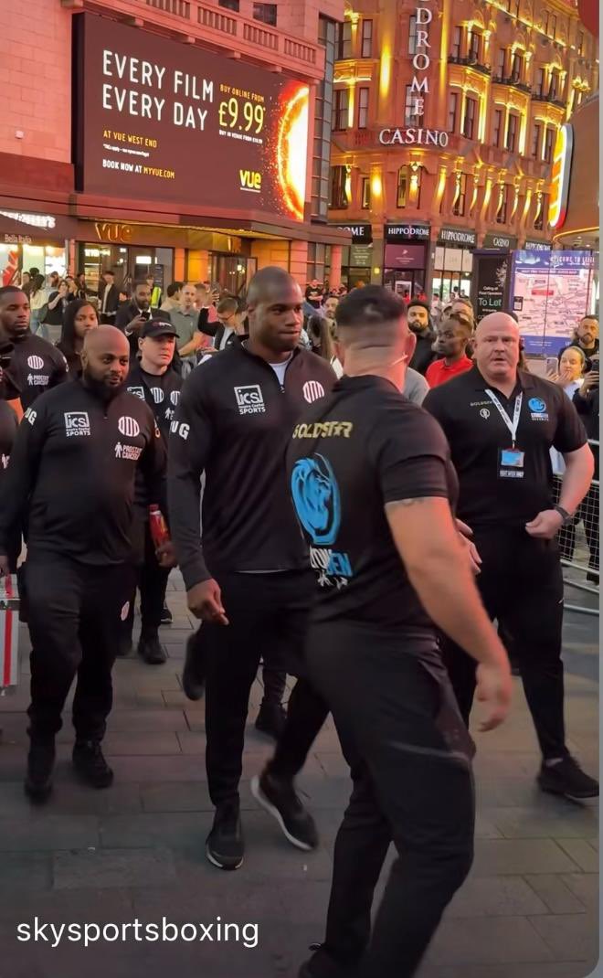 callmegodsplan tweet media