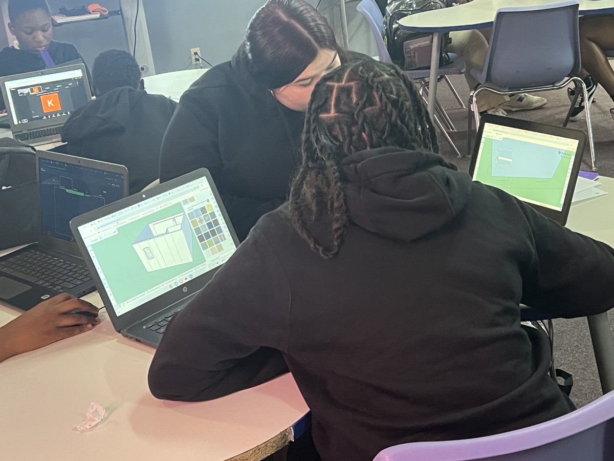 pdmsta's tweet photo. 📷📷 Our 10th Grade Geometry students are teaming up with a real architect to bring their Tiny House dreams to life! As part of their PBL lesson, they’re using 3D designs to turn math into creativity. 📷📷 #PDMSTA #TinyHouseProject #GeometryInAction #PBL #FutureArchitects https://t.co/kqFjNlAvVA