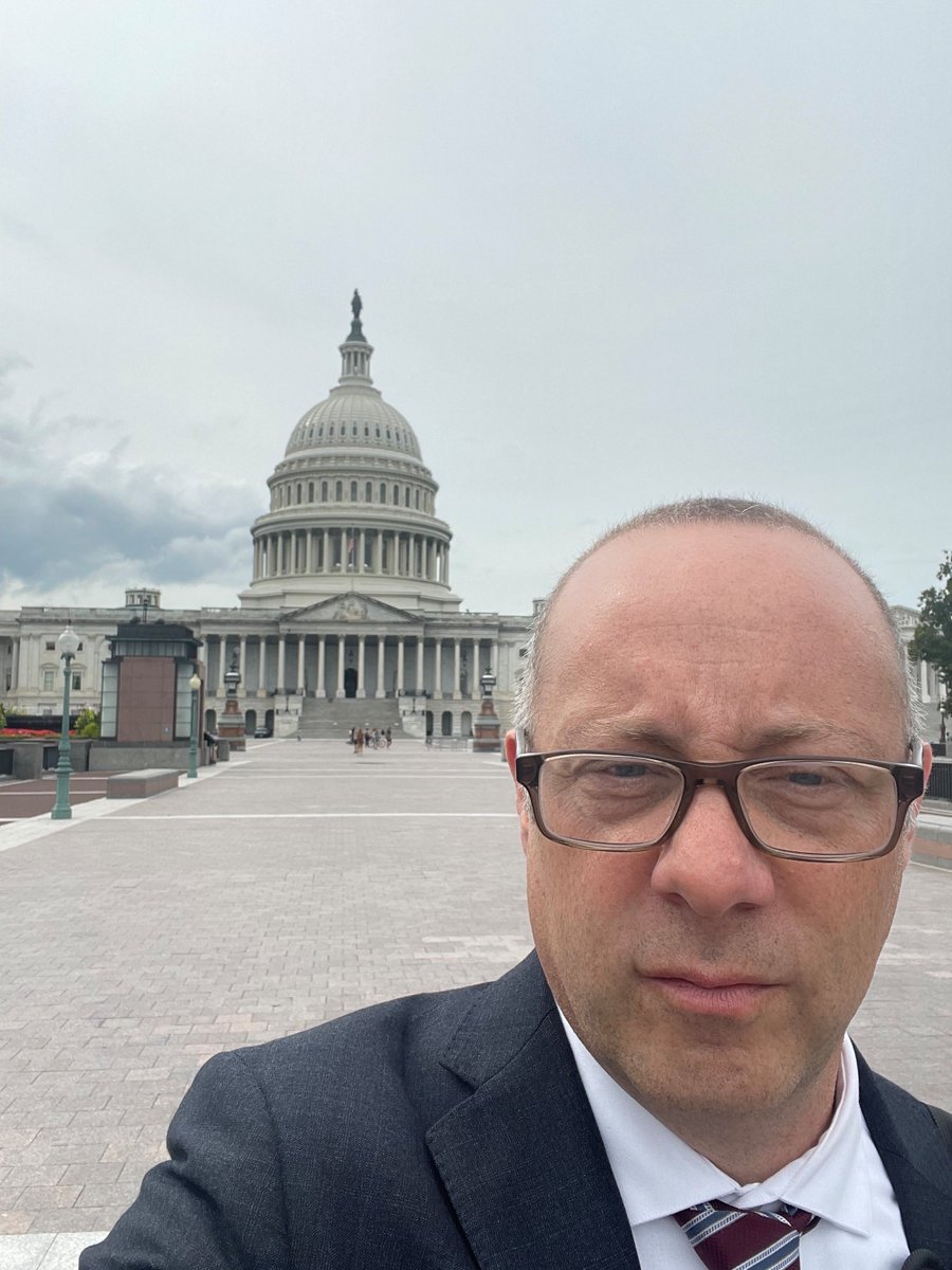 Our Chief Legal Officer, Josh Boswell, joined the #SHMselfie squad with this 'monumental' selfie of him and the United States Capitol. 🤩 #HillDay #HowWeHospitalist #SHMAdvocacy