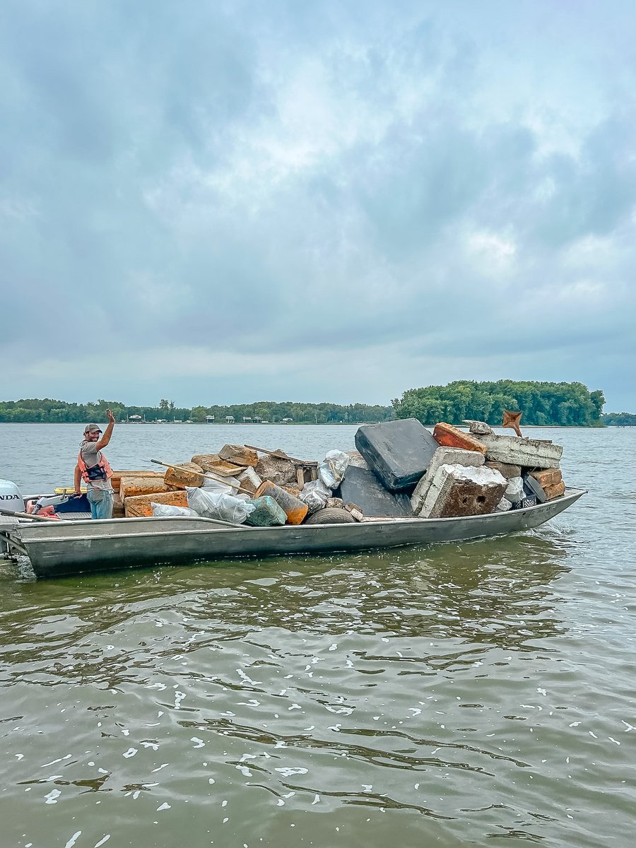 Living Lands & Waters (@llandw) on Twitter photo It is always a fun time filled with hard work (and LOTS of styrofoam) when we cleanup with our friends at <a href="/AnheuserBusch/">Anheuser-Busch</a>
With 60 volunteers we removed 11,505 pounds of garbage from the Mississippi River.
Thank you AB for your continued support over the years!
#rivercleanup It is always a fun time filled with hard work (and LOTS of styrofoam) when we cleanup with our friends at <a href="/AnheuserBusch/">Anheuser-Busch</a>
With 60 volunteers we removed 11,505 pounds of garbage from the Mississippi River.
Thank you AB for your continued support over the years!
#rivercleanup