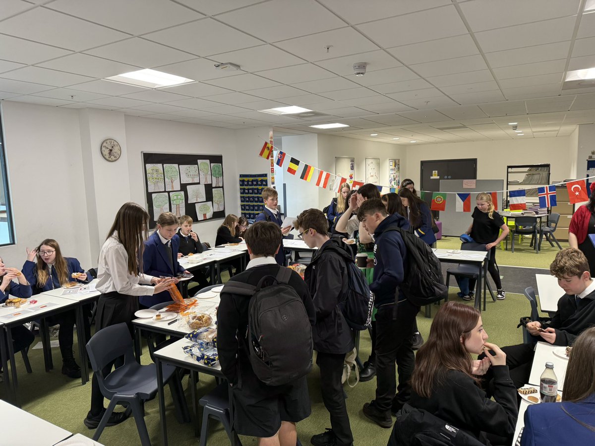 Fabulous event organised by <a href="/mflinverurie/">Inverurie MFL Department</a> this afternoon. Was an amazing event celebrating languages and culture. #article30 #article31 #europeanlanguageday #uncrc