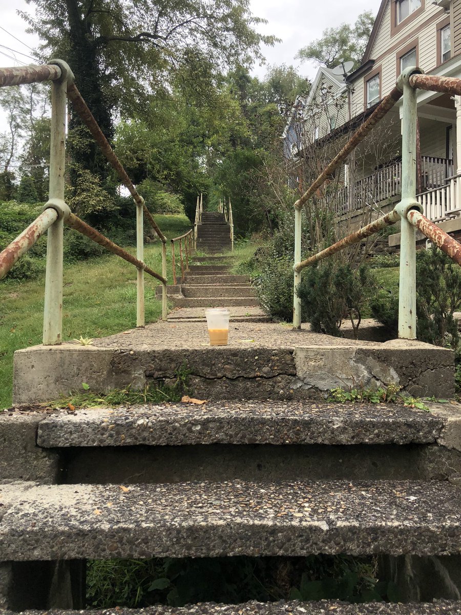 Laura Zurowski / Mis.Steps tweet media