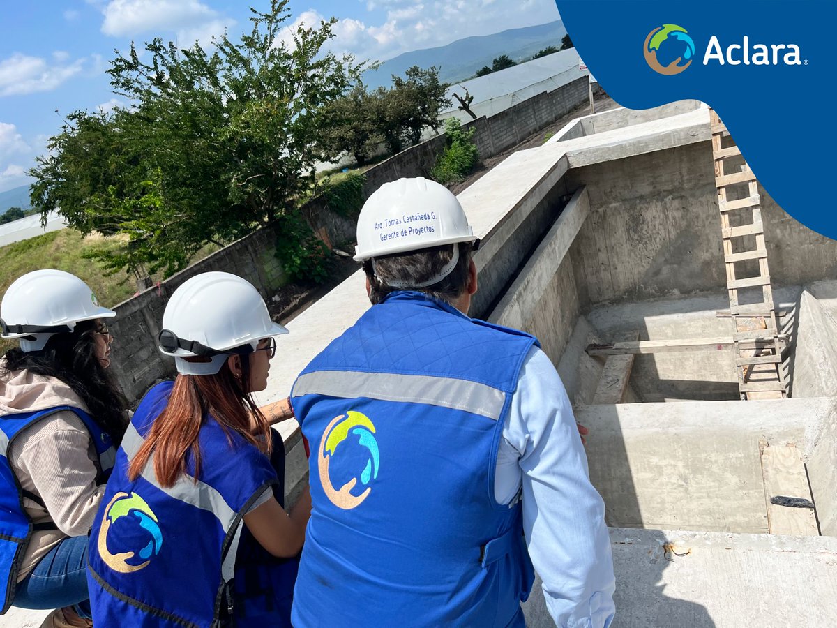 PTARAclara's tweet photo. Nuestros #arquitectos supervisan de cerca la construcción de una de nuestras #PTAR, diseñada para impactar positivamente el medio ambiente 🌎

Cada  detalle cuenta para asegurar que nuestras soluciones no solo sean  eficientes, sino también estéticamente integradas al entorno. https://t.co/18aHcj8gxv