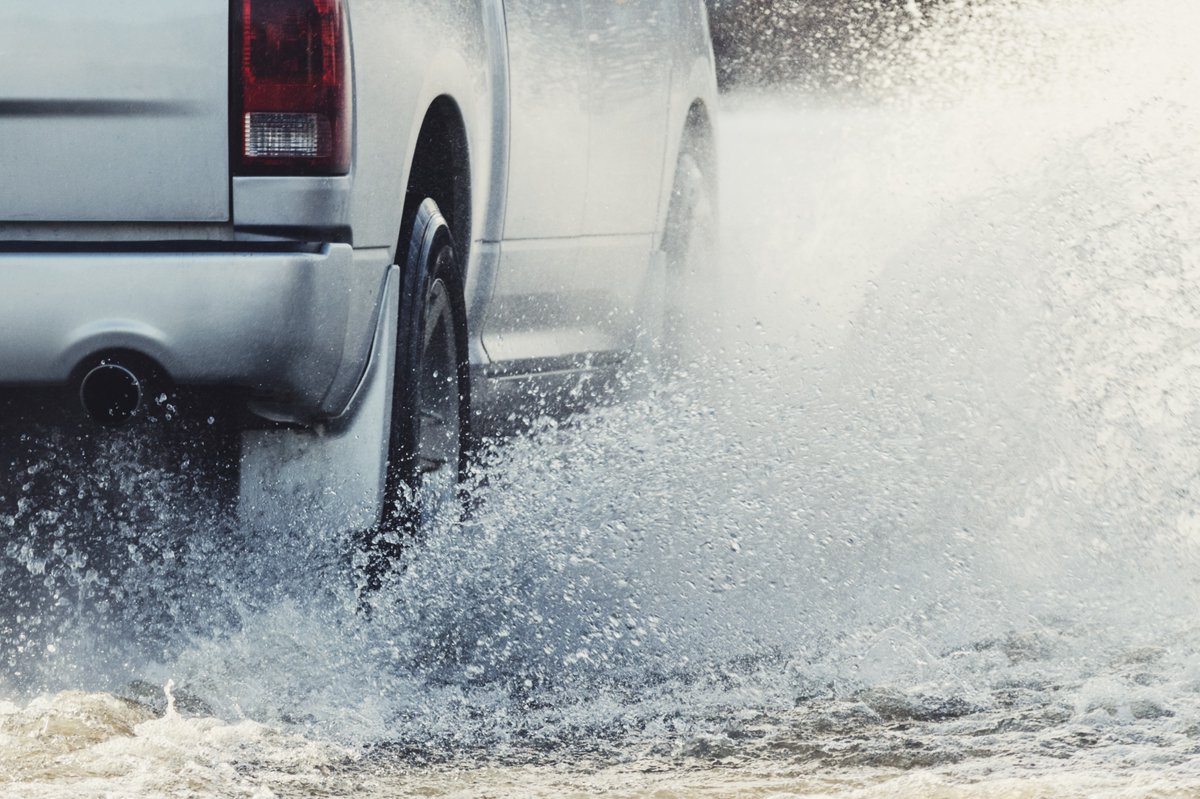 ArlingtonVA's tweet photo. Be prepared for flooding in Arlington. Learn how to protect your home and loved ones, find flood-prone areas, and access important resources to stay safe during severe weather. 🌧️

More info: https://t.co/w8S3JxNSfC
#ArlingtonVA #FloodSafety #ArlingtonAlert https://t.co/4xKk3ARk5H