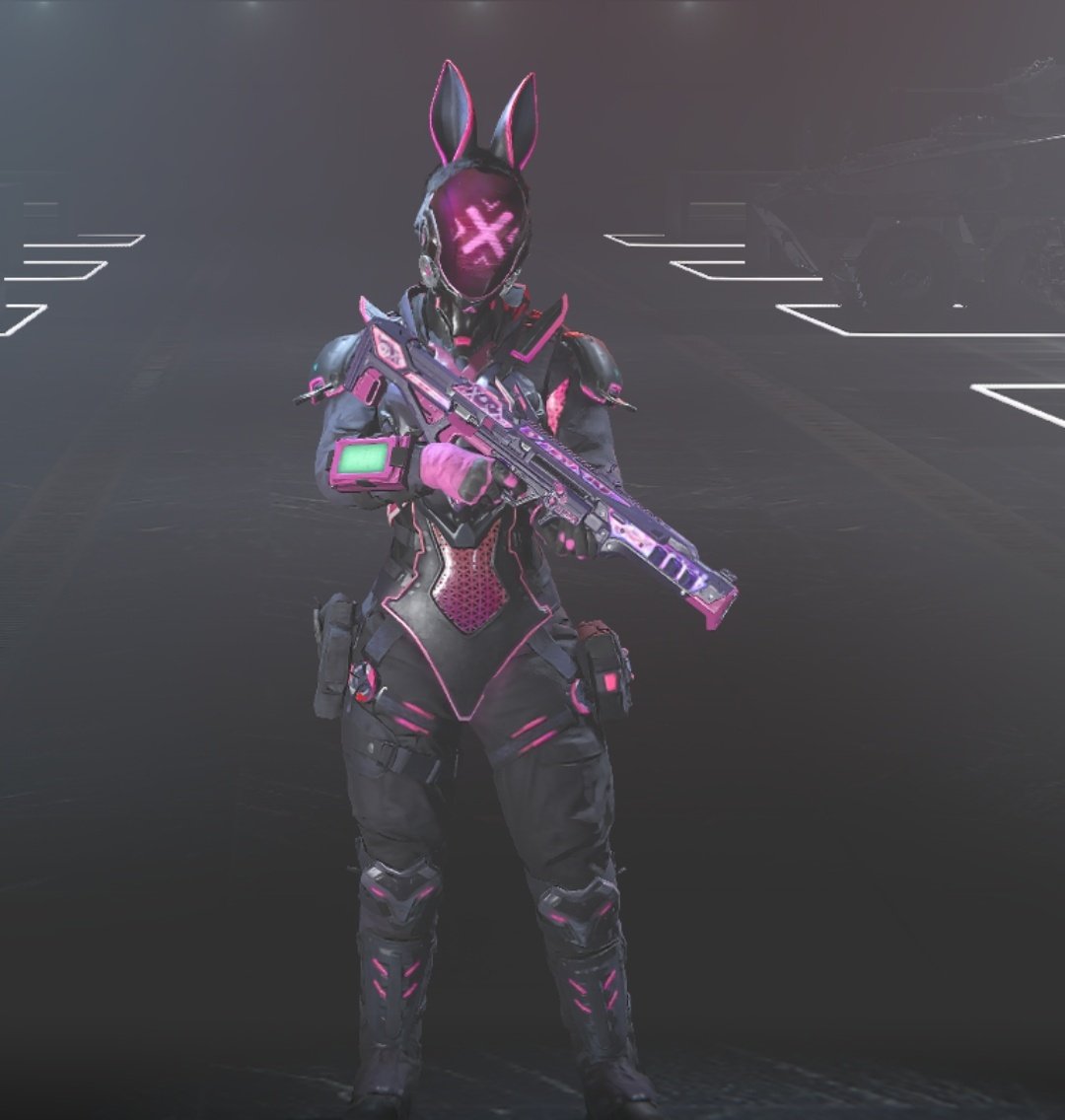 xH__Cx's tweet photo. @Activision why are yall just now releasing super cute skins a MONTH before the new cod???? Like plz 😭😭😭👹 https://t.co/CcvbeFp7Mp