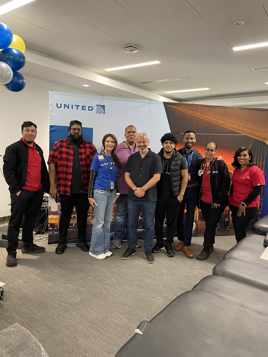 cathy_innocenti's tweet photo. Team EWR closing out September of Service 😎. 4 events giving back to our communities! @Rise2030 @RedCross @DisasterRec360 #itstartswithameal #goodleadstheway #septemberofservice https://t.co/zJ8y9Tv1Sq