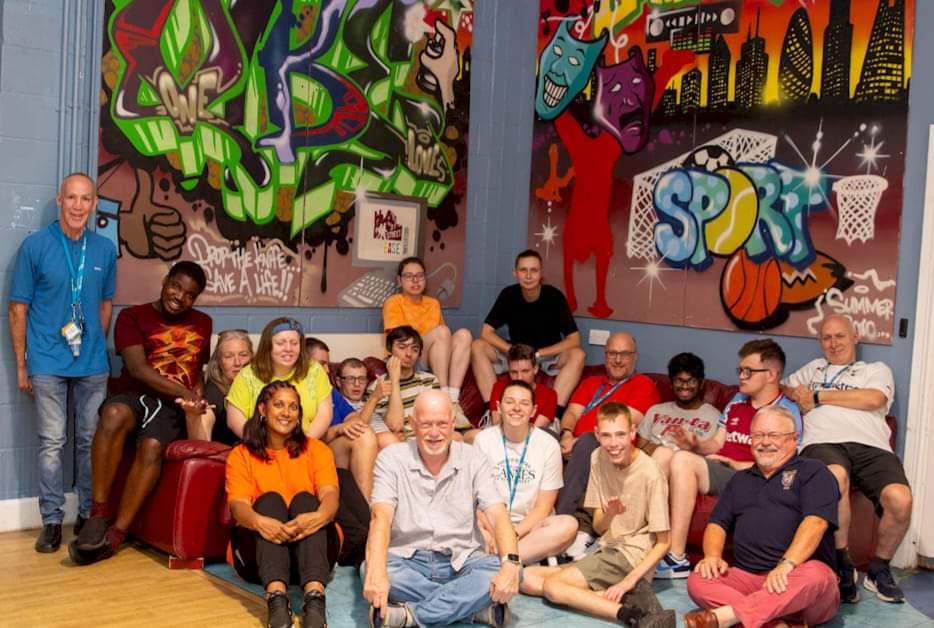 Ab Phab Youth Club in Dagenham benefit from a £15,000 donation from Essex Freemasons

Read more by clicking the below link:

essexfreemasons.org.uk/news/dyc-001