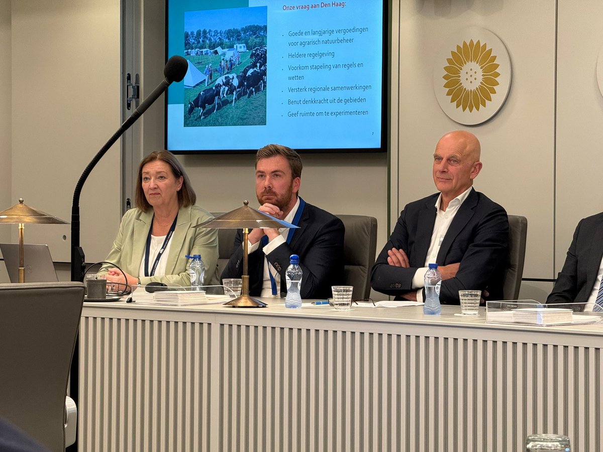 Vandaag in de <a href="/EersteKamer/">Eerste Kamer der Staten-Generaal</a> samen met <a href="/KeesvVuuren/">Kees van Vuuren</a> aandacht gevraagd voor de versterking van het landelijk gebied. Maak een einde aan de onzekerheid en voorkom stapeling van regels en wetten. <a href="/PSUtrecht/">Provinciale Staten Utrecht</a> <a href="/PvdAUtrechtPS/">PvdA Provincie Utrecht</a>