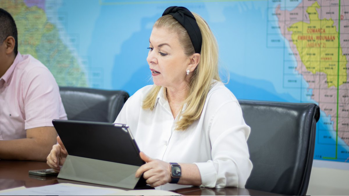 anatipma's tweet image. Hoy en ANATI recibimos a funcionarios del @MeducaPma para conversar sobre trámites institucionales. Con el Lic. Andrés Pagés y su equipo, avanzamos en consultas clave. La transparencia y la eficiencia son nuestra prioridad. 💼🌎 #ANATI #Colaboración #EducaciónPanamá