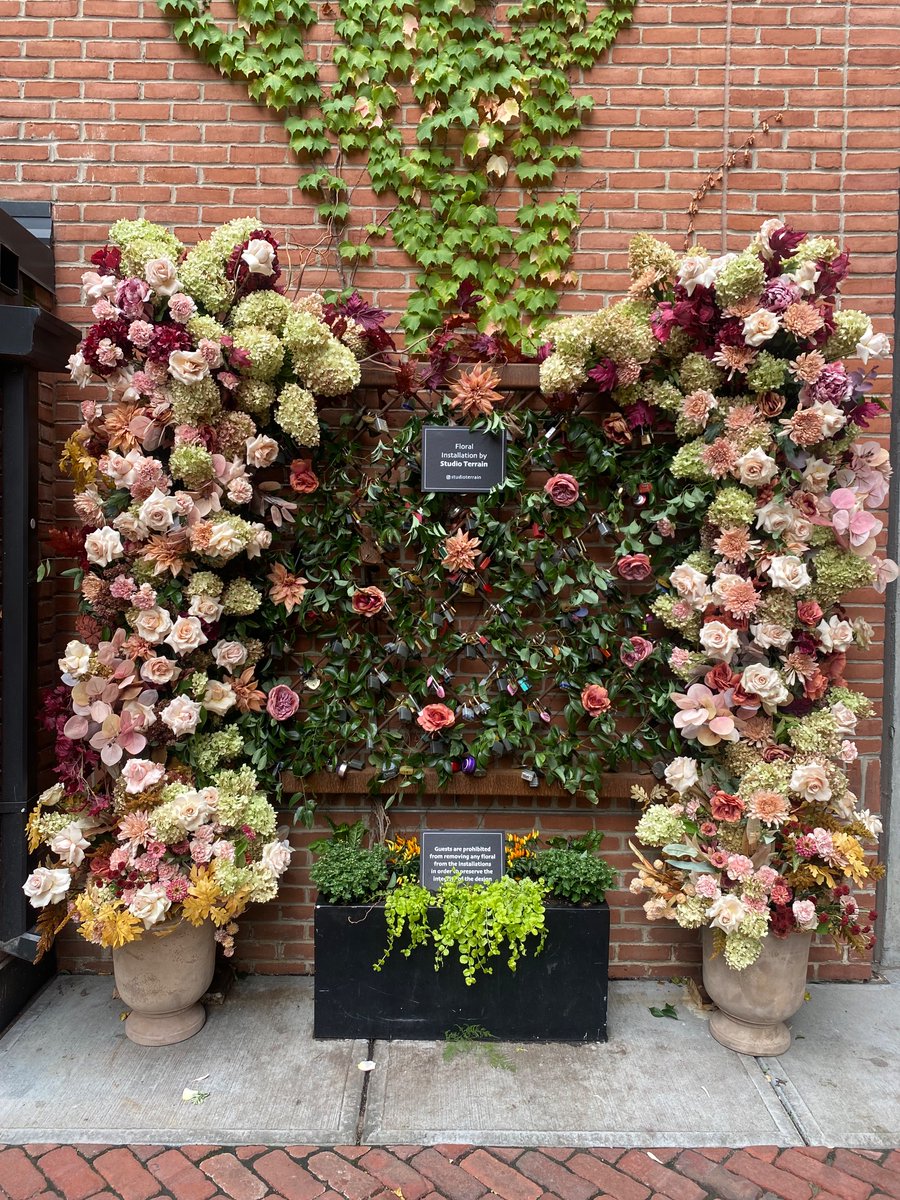 Parker’s Alley in Bloom is a fun, fragrant experience in the city (and worth fighting Tigers traffic for, I’d say).
