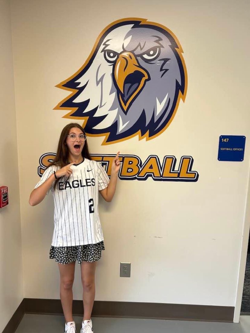 bgwells_2027's tweet photo. Had a blast on my Reinhardt visit!  Loved the coaches, players, and campus!  Thank you coach Wright  and @RUCoachBlalock for having me! @RUSoftball22 https://t.co/TWWIaMM81g