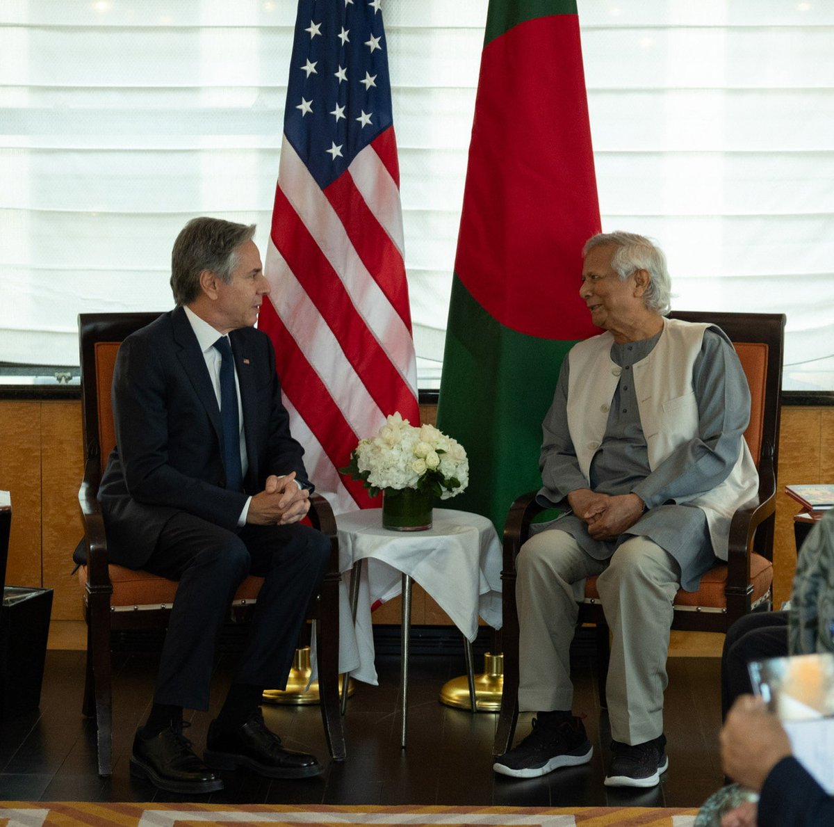 statedeptspox_a's tweet photo. .@SecBlinken met with Bangladeshi Chief Advisor Yunus to reaffirm U.S. support for the Interim Government's reforms for a more inclusive, democratic, and equitable Bangladesh. They discussed the need for strong institutions to fight corruption and protect the rights of all. https://t.co/y1iibYTJld