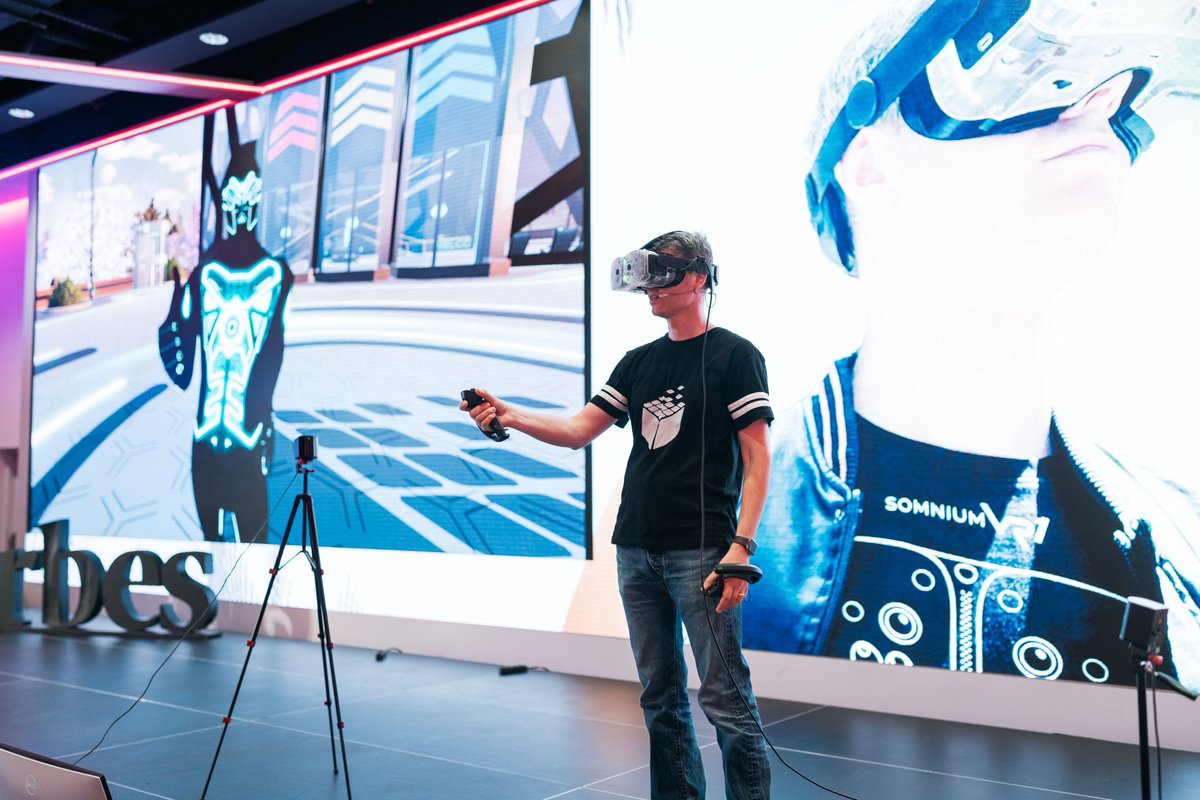 ASychov's tweet image. Here are some pictures from the @ForbesCesko #NextBigThing conference.

I did a LIVE keynote speech while wearing @SomniumSpace #VR1 headset inside our #SocialVR platform showcasing latest v3 platform update. 

I hate slides - I truly LOVE showing my products in action❤️