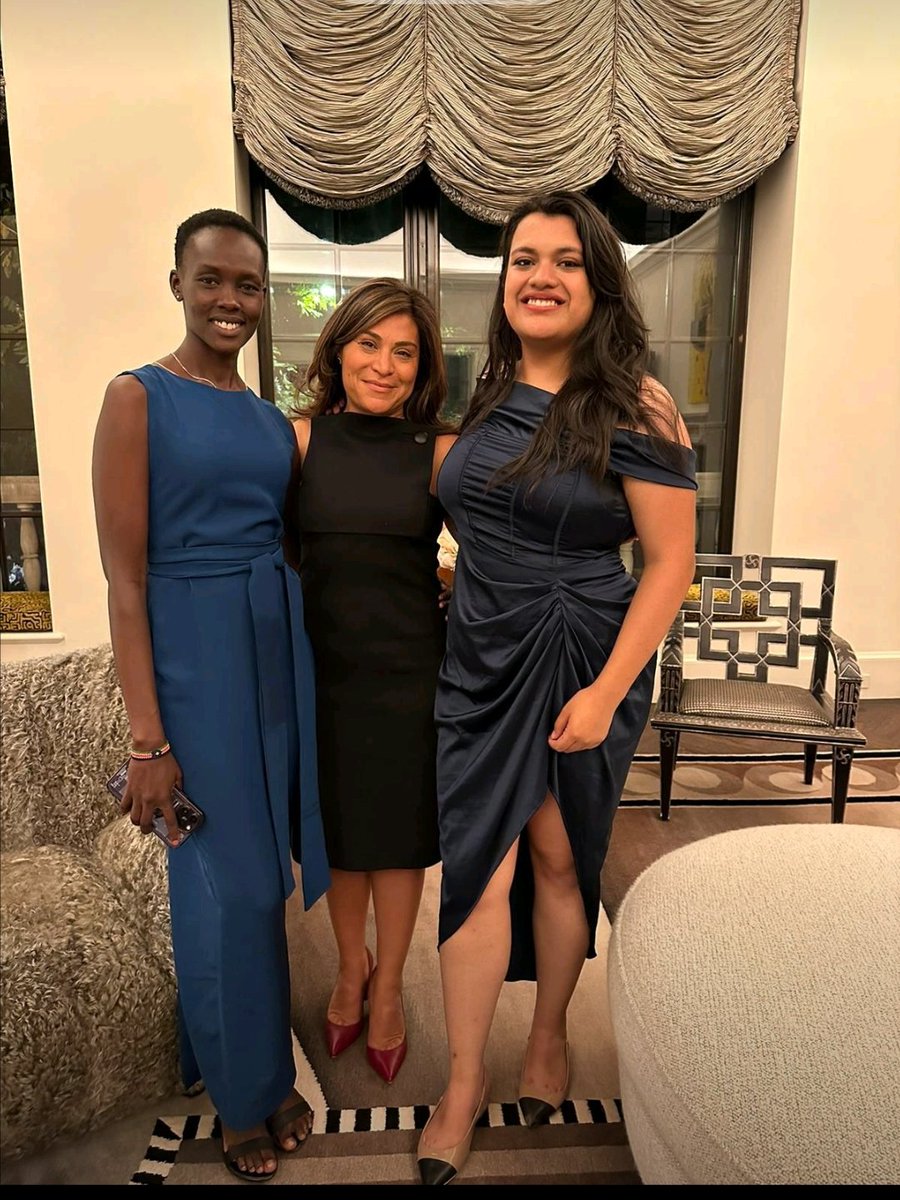 malith_monicah's tweet photo. Known for her philanthropic work, the Crown Princess was incredibly welcoming and humble. Despite her royal status, she made us feel at ease and engaged in a meaningful conversation. The experience was truly inspiring. 
#internationalrelations #MalithInspiringAGeneration #Royals https://t.co/SbsG8mTadM