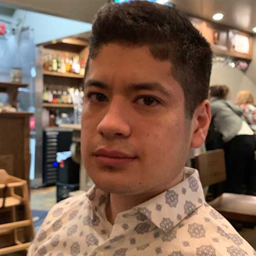 Ken Klippenstein is considered a top-notch investigative journalist - and Elon Musk just suspended his account for sharing a dossier on JD Vance. 

RETWEET if you stand with @KenKlippenstein against Elon Musk’s censorship!