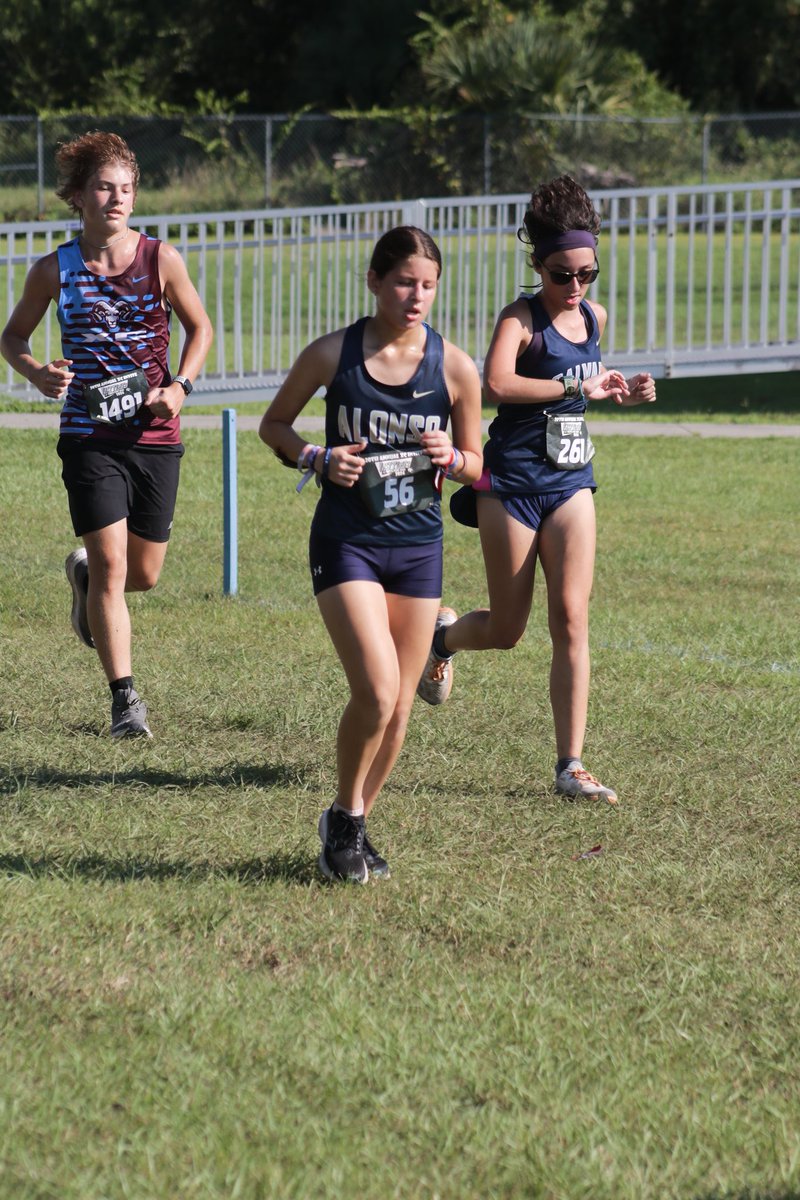 RavensXCTnF's tweet photo. "Fast Times at North Port High!" Ravens go to work and set multiple PRs. https://t.co/x8oZczjbcH