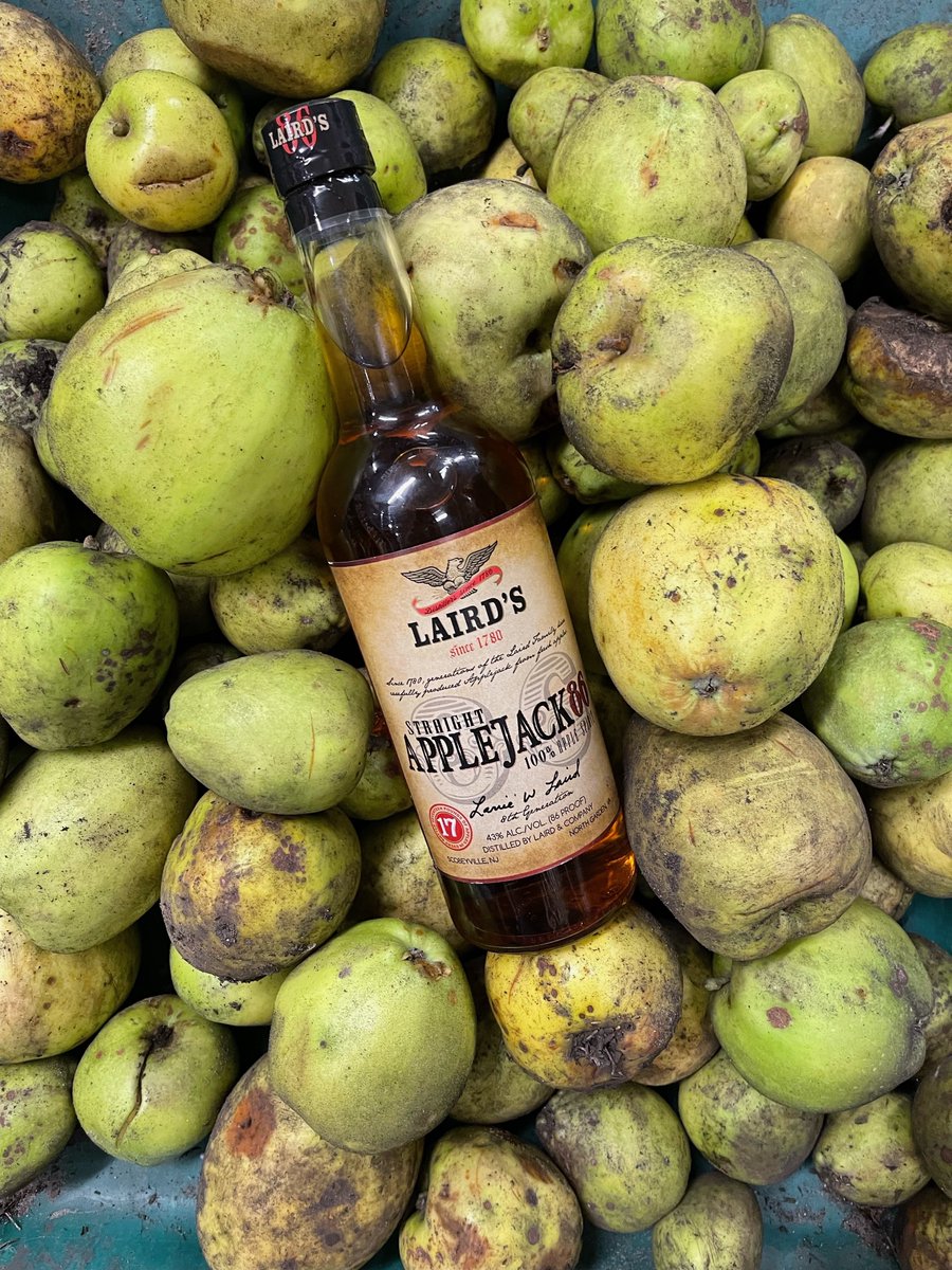 Luvians's tweet photo. Dram of the Day – Laird’s Straight Applejack 86
Available in store £37.99
26th September in 1774 was the birthdate of a certain John Chapman, better known in the United States by his moniker “Johnny Appleseed”
Notes: apple squash, warming woodspice, flaky pie crust
#lairds https://t.co/bQvjvVaiyK