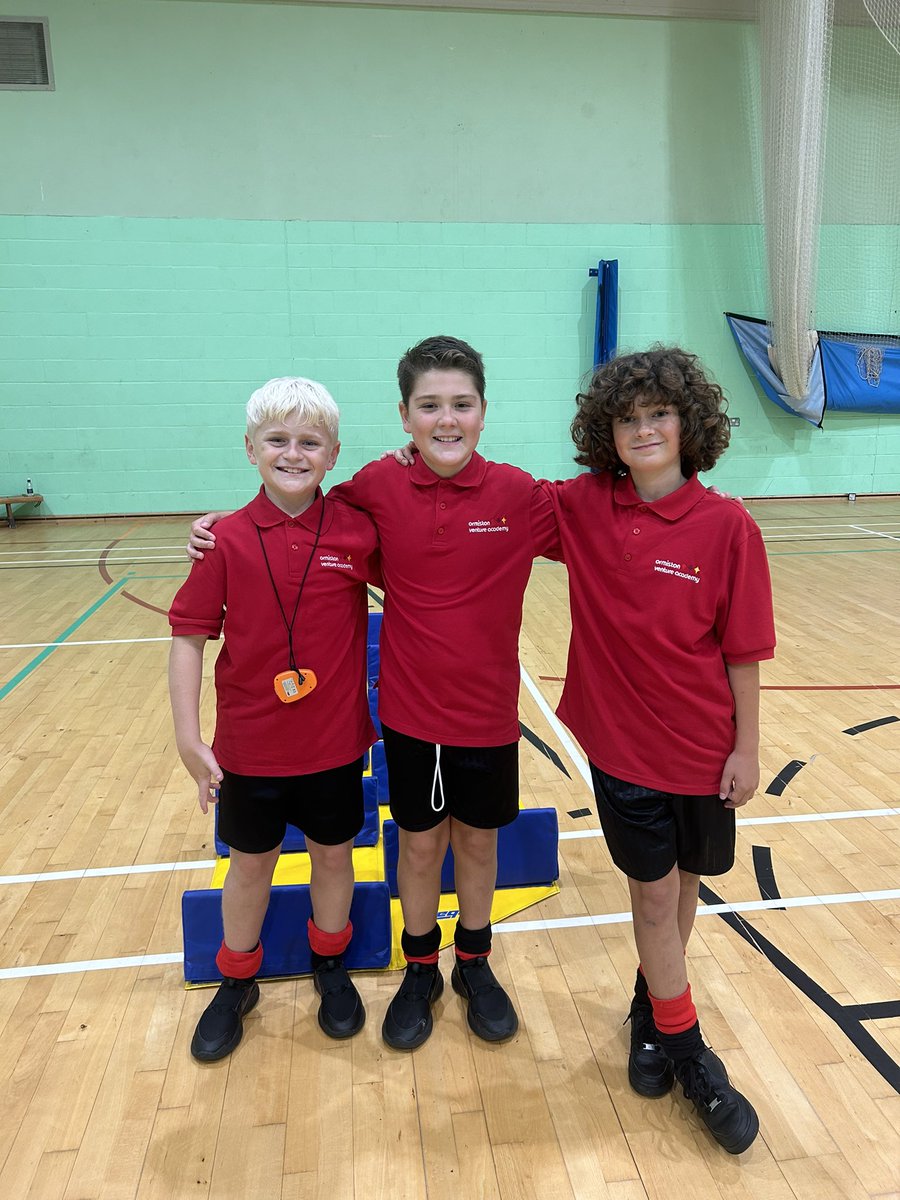 Well done to the students who showcased their skills tonight at open evening. It was great to see so many year 6 students joining in and having fun⭐️ 🏃‍♂️🏸