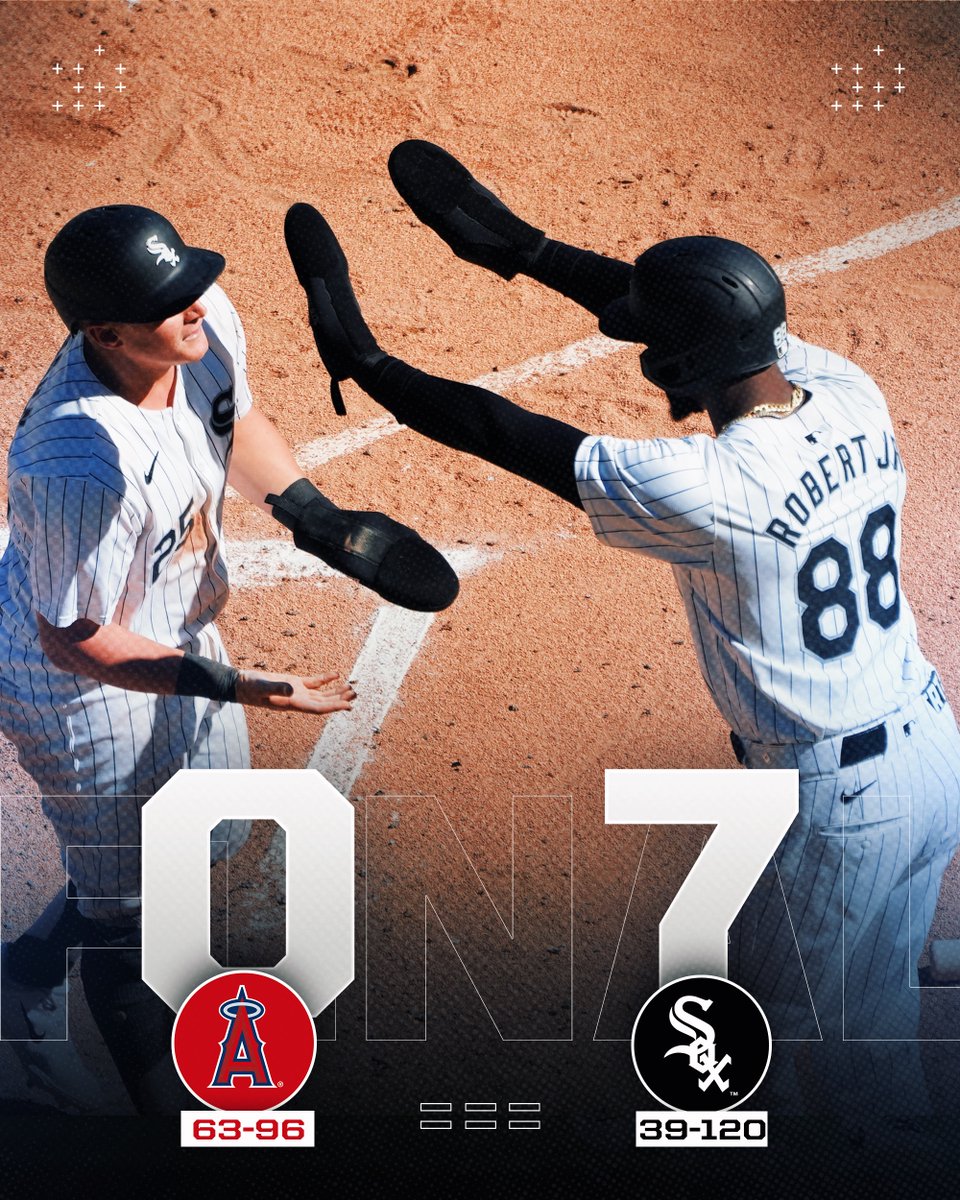 MLB's tweet photo. The @WhiteSox sweep the Angels. https://t.co/xiqqlFMI80