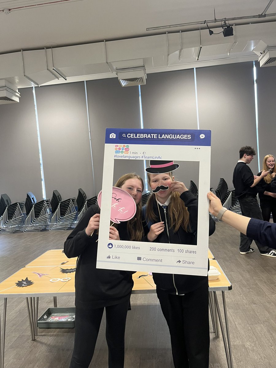 Linlithgow Academy English tweet media