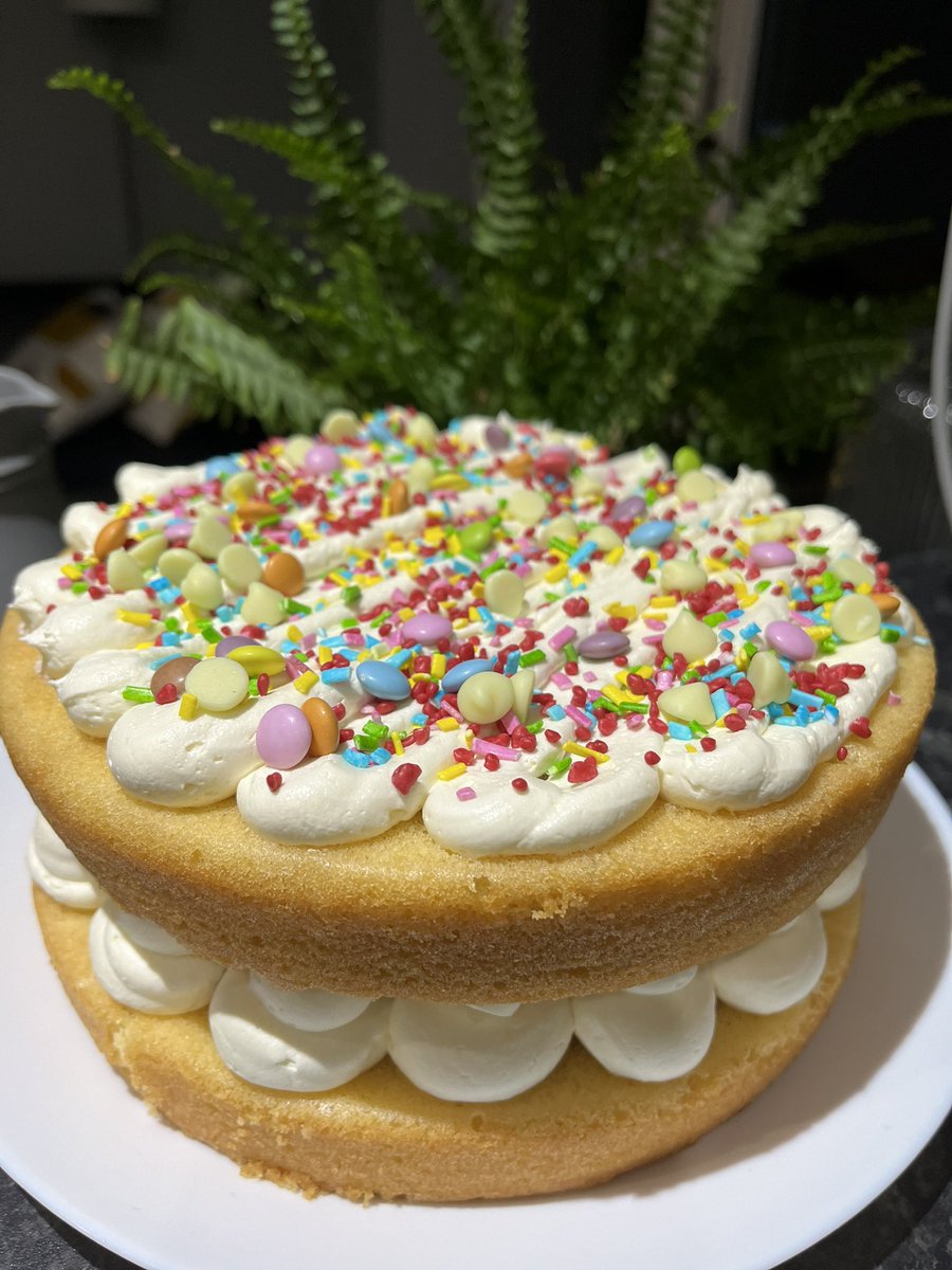 Debs Scriv 😘 tweet media