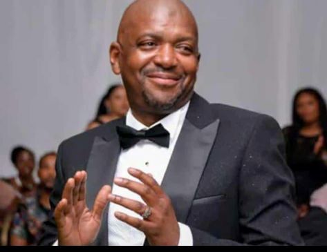 siphodhlamini19's tweet photo. The Tshipi family and eMnandilicious  have my deepest condolences. Tebogo Tshipi, visionary CEO and founder of Tshipi-Noto Funeral Home, leaves an unforgettable legacy in Kwathema. His leadership, impact, and memory will forever be cherished.
#Condolences https://t.co/WvY55D0MZ7