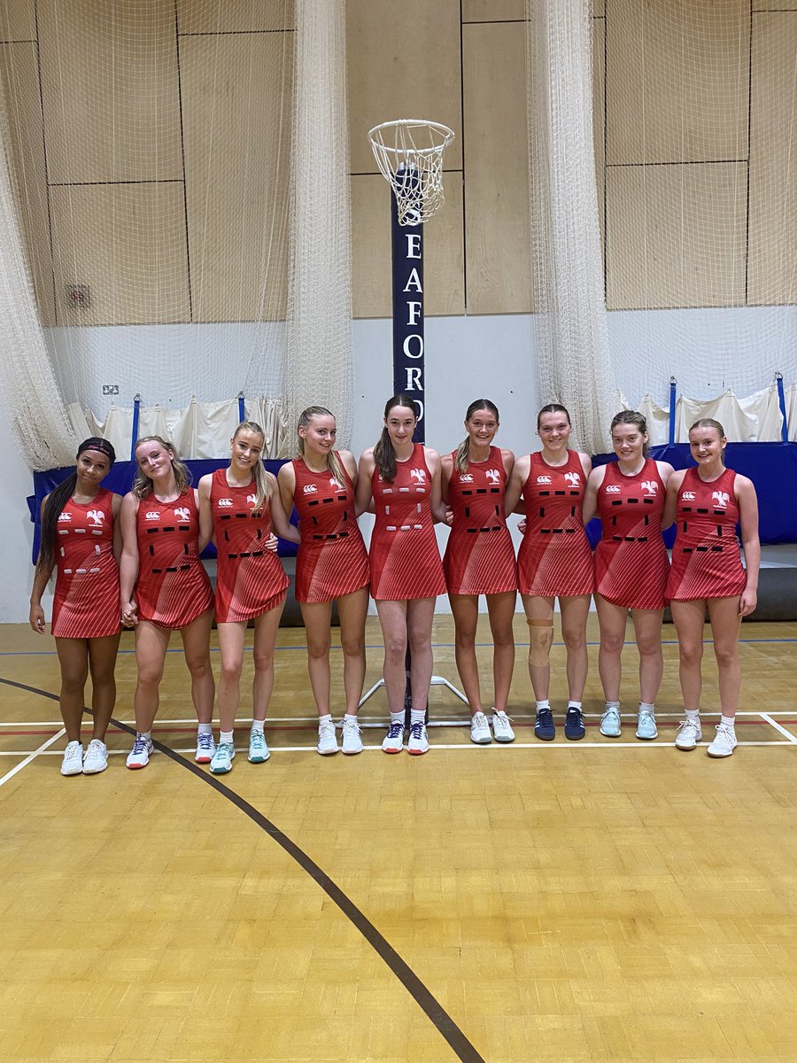 Some brilliant netball on display from some of our youngest players through to our eldest.
Thank you @BCPSUK <a href="/SeafordSport/">Seaford Sport</a> and <a href="/MagicNetball/">Magic Netball Club</a> for the fixtures 🏐