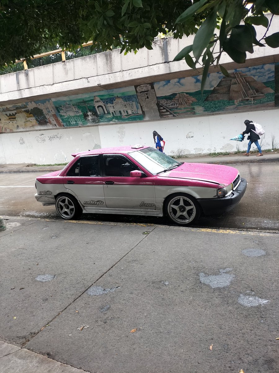 ColMoctezumaDF's tweet photo. Con permiso para robar 700 pesos del zócalo a el aeropuerto. Estos pseudo taxis y taxis están en el zócalo bellas artes y basílica d Guadalupe. Robando turista local y extranjero. Esto paso hace 20 min. @inveacdmx @LaSEMOVI @UCS_GCDMX @AlcCuauhtemocMx @SSC_CDMX https://t.co/oWNJPtqzix