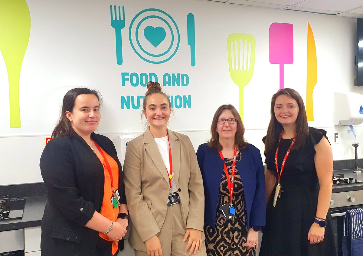 BthccFood's tweet photo. Another fantastic Open Evening! Massive thank you to our amazing student helpers! We had lots of activities including 'Spot the Hazards' a food science in action, and a blind taste test! #FoodEdToday @bthcc_college https://t.co/TQJVtn8fJf