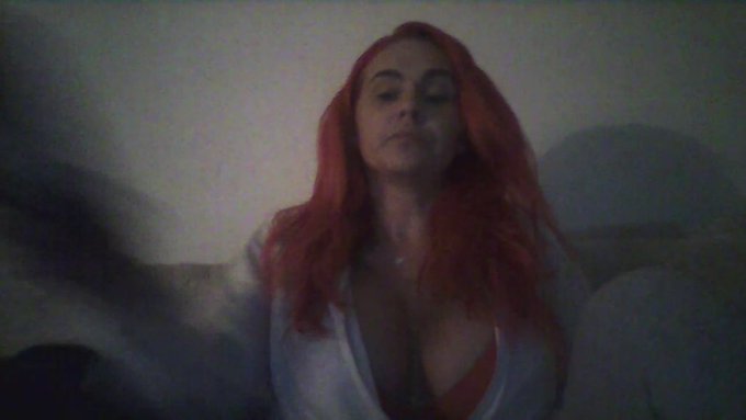 Roxi Keogh is live now! https://t.co/Syp7LgDKhC https://t.co/8WOzMI3c1M