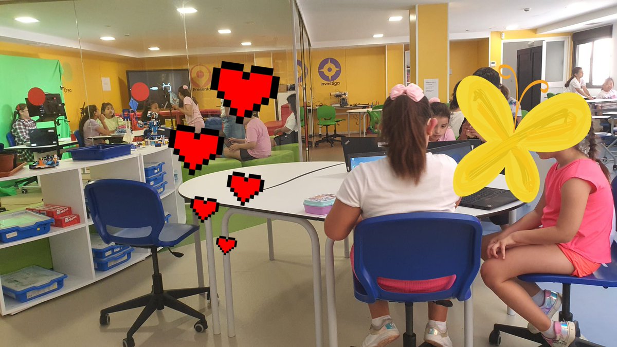 fjaliga's tweet photo. Un curso más y ya preparando  #AuladelFuturo Siempre con la idea de que sea un modelo inspirador para todos y no un lugar exclusivo para los entusiastas de la tecnología y #RobóticaEducativa https://t.co/sLAj8HUulo