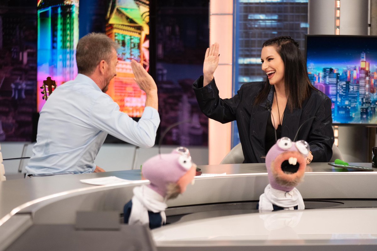 LauraPausini's tweet image. Que noche más divertida en @El_Hormiguero 
Gracias Pablo ❤️
#PausiniEH