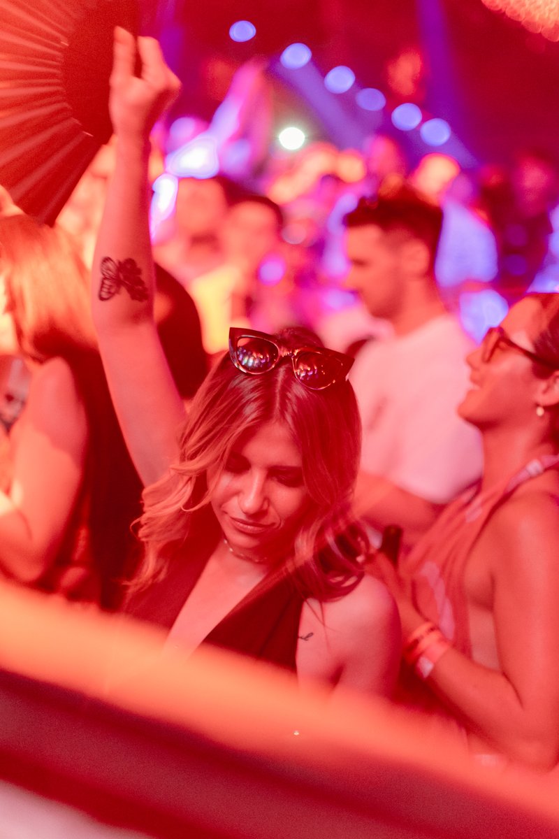 nospaceofc's tweet photo. Ibiza. The feeling of dancing away your worries. The feeling of the music hitting your soul. Does it ever get better than these moments? #ibiza https://t.co/9ZdF6LvUVu