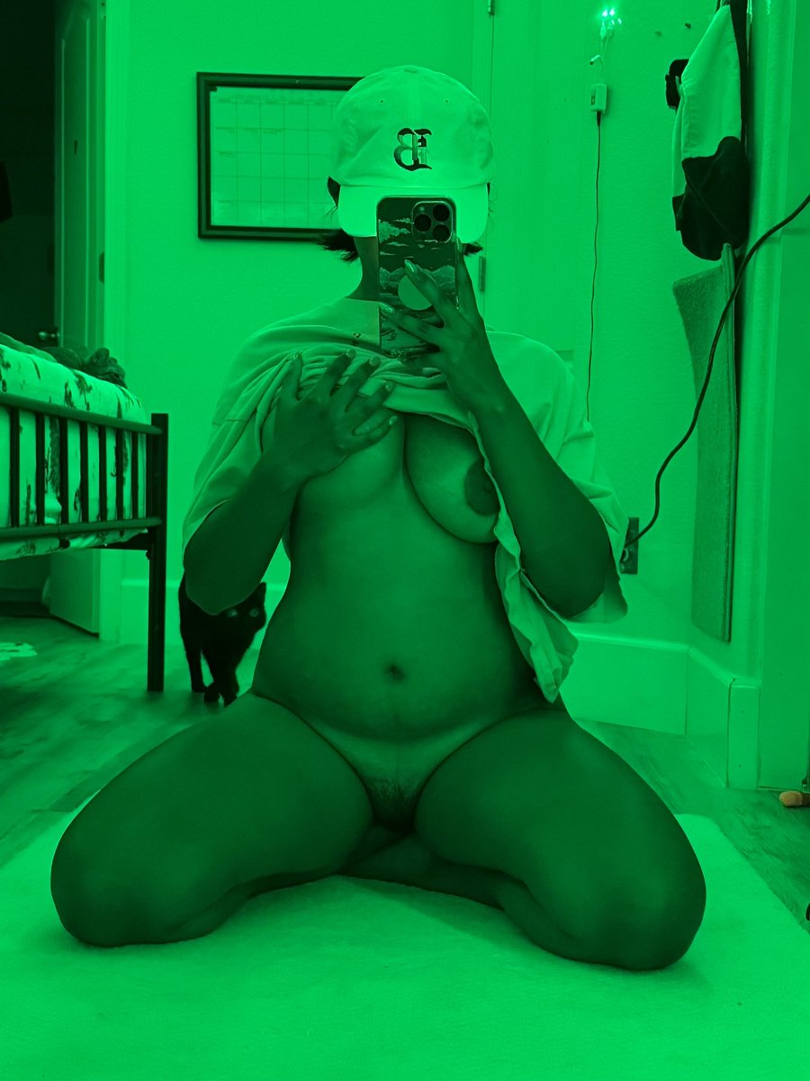 ashmoonbby's tweet photo. @onlyfans_bootys https://t.co/JGQpdQlkRV https://t.co/8MmjIi6v8k