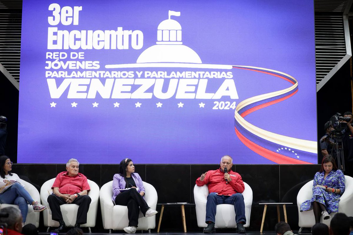 Con el Mazo Dando tweet media