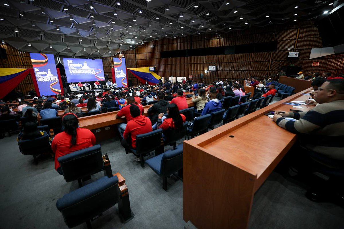 Con el Mazo Dando tweet media