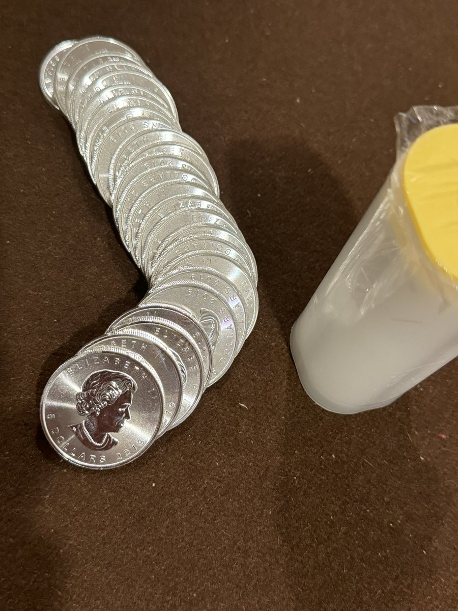 AVLCortes's tweet photo. #silver
Keep stacking! https://t.co/i2kzeXOtOs