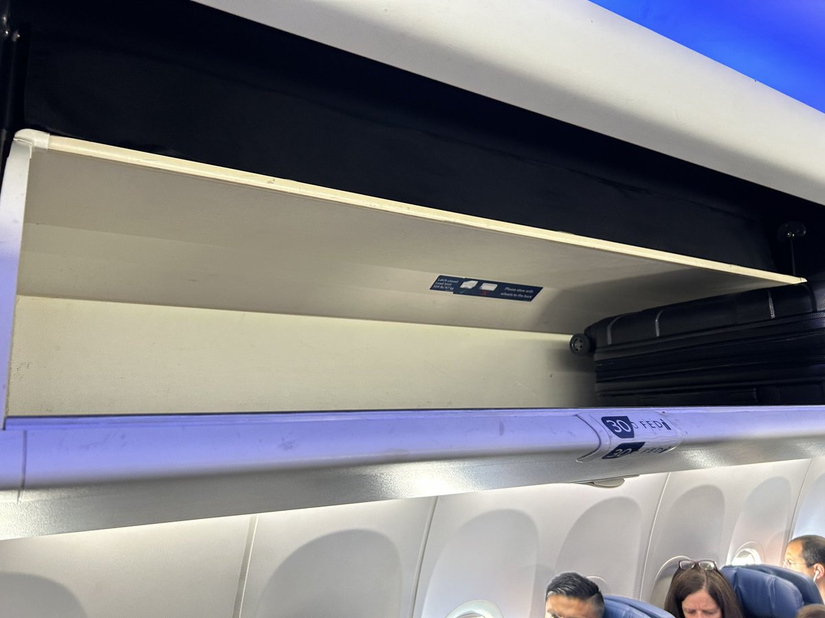 TripQuality's tweet photo. Hey @Delta  Your gate agents at C6 in SFO for DL 717 made me check my bag (said bins were full) even though when I boarded there was plenty of bin space even above my seat. Way to efficiently irritate a frequent DL flier from Seattle who books in Main cabin or higher. https://t.co/WO7PEYzKbl