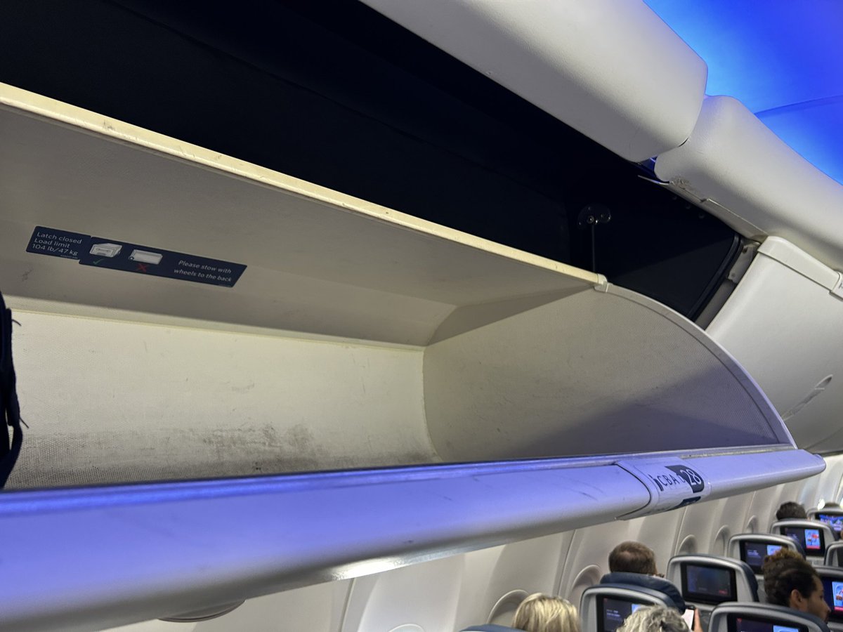 TripQuality's tweet photo. Hey @Delta  Your gate agents at C6 in SFO for DL 717 made me check my bag (said bins were full) even though when I boarded there was plenty of bin space even above my seat. Way to efficiently irritate a frequent DL flier from Seattle who books in Main cabin or higher. https://t.co/WO7PEYzKbl