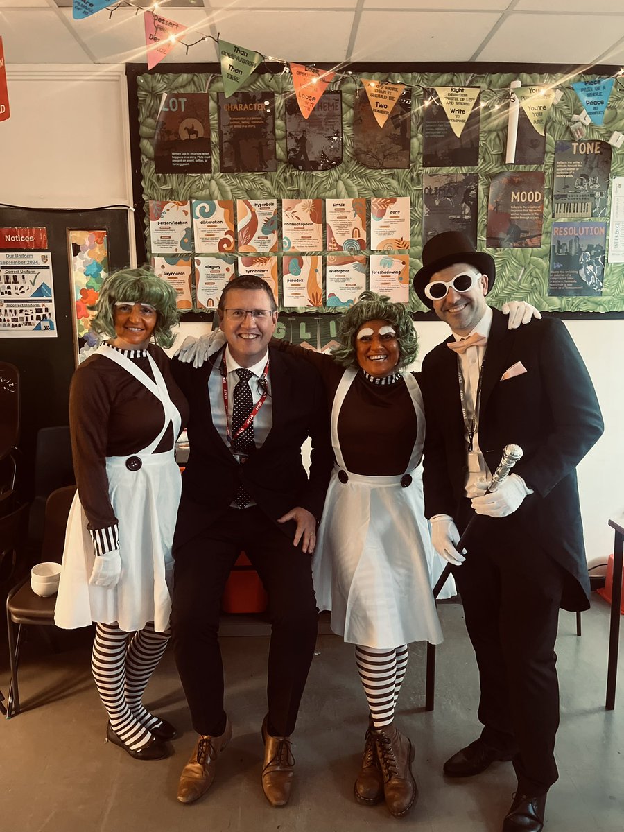 #teaching  “Oh, this is my absolute favorite kind of work. I could do it for hours and hours."  “We are the dreamers, we are the makers of dreams." 
PS “A little nonsense now and then is relished by the wisest men." (Willy Wonka) #OpenEvening <a href="/LliswerryHigh/">Lliswerry High</a>