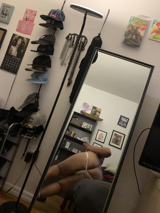 Watch The Meaty Joey™️'s leaked NSFW photo on TwXstars